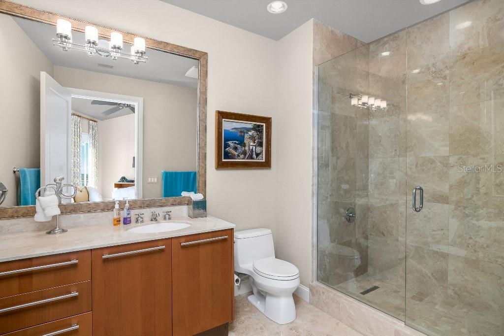 13675 VANDERBILT DR #1105, NAPLES, FL, 34110