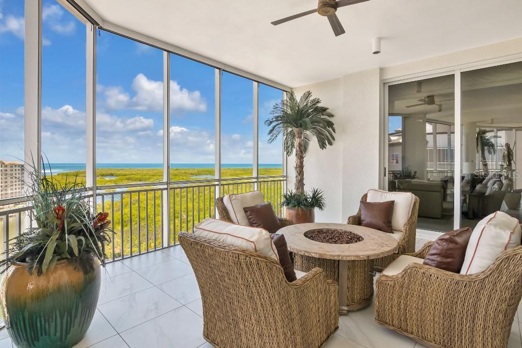 13675 VANDERBILT DR #1105, NAPLES, FL, 34110