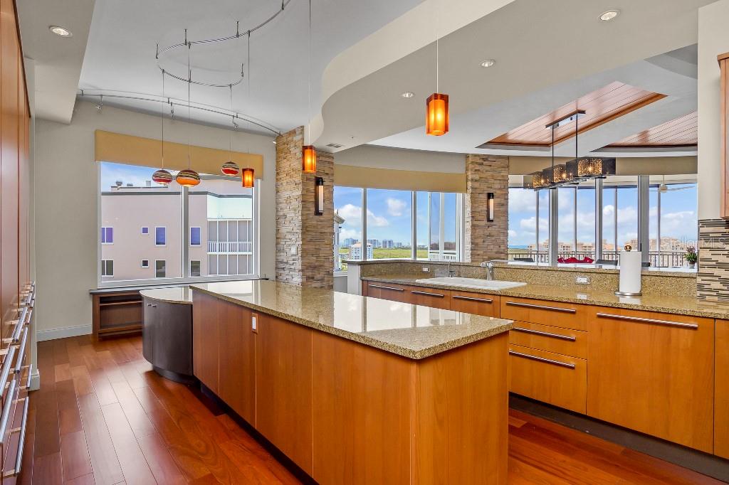 13675 VANDERBILT DR #1105, NAPLES, FL, 34110