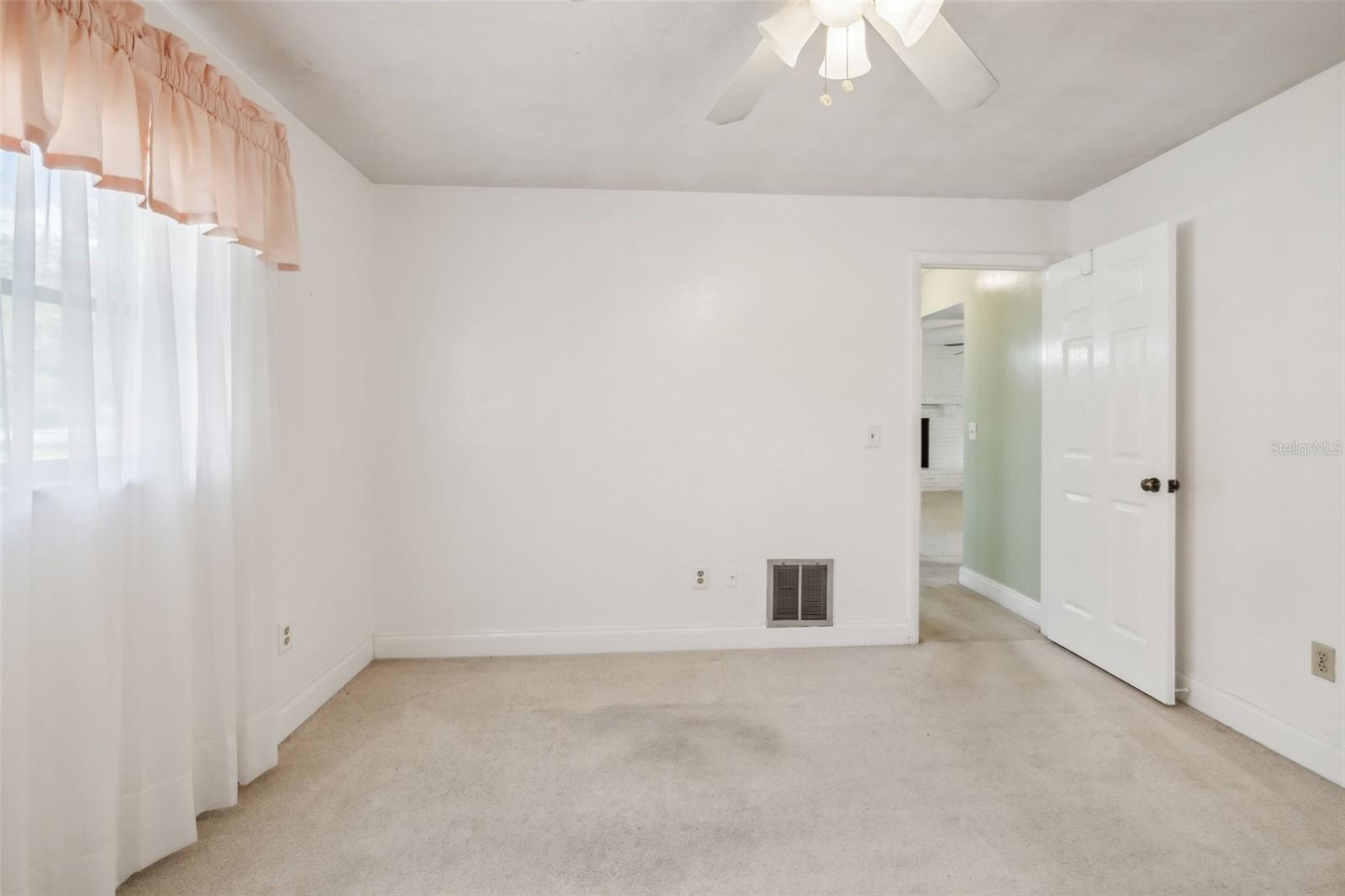 222 RIVIERE RD, PALM HARBOR, FL, 34683