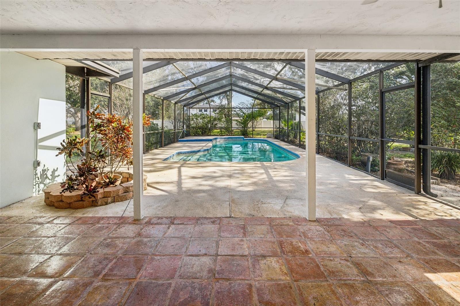 222 RIVIERE RD, PALM HARBOR, FL, 34683