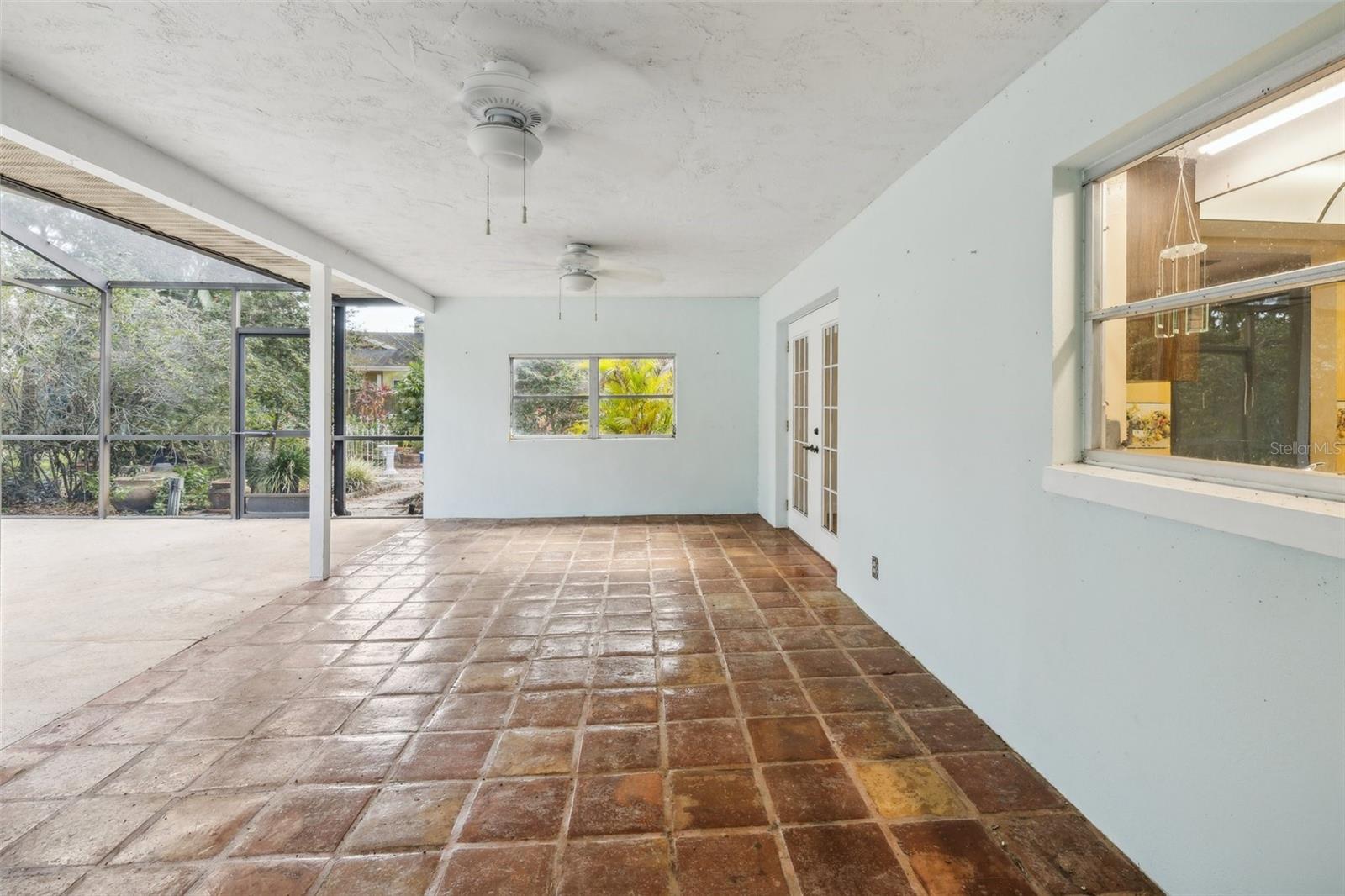 222 RIVIERE RD, PALM HARBOR, FL, 34683
