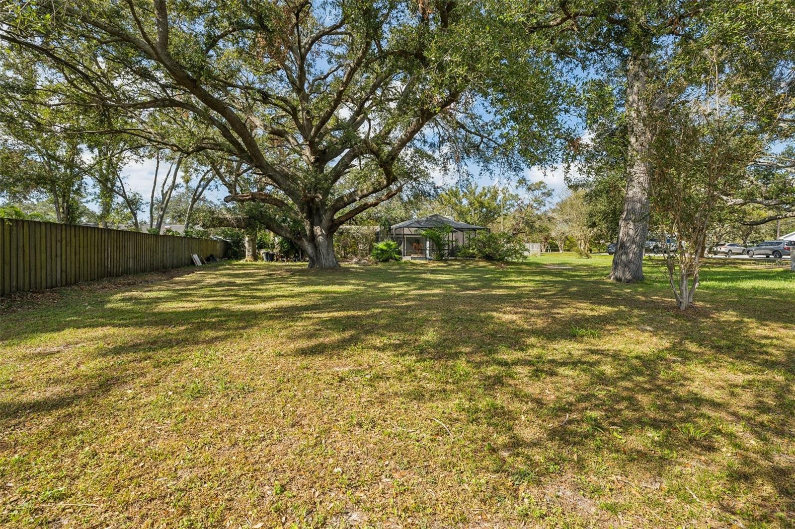 222 RIVIERE RD, PALM HARBOR, FL, 34683