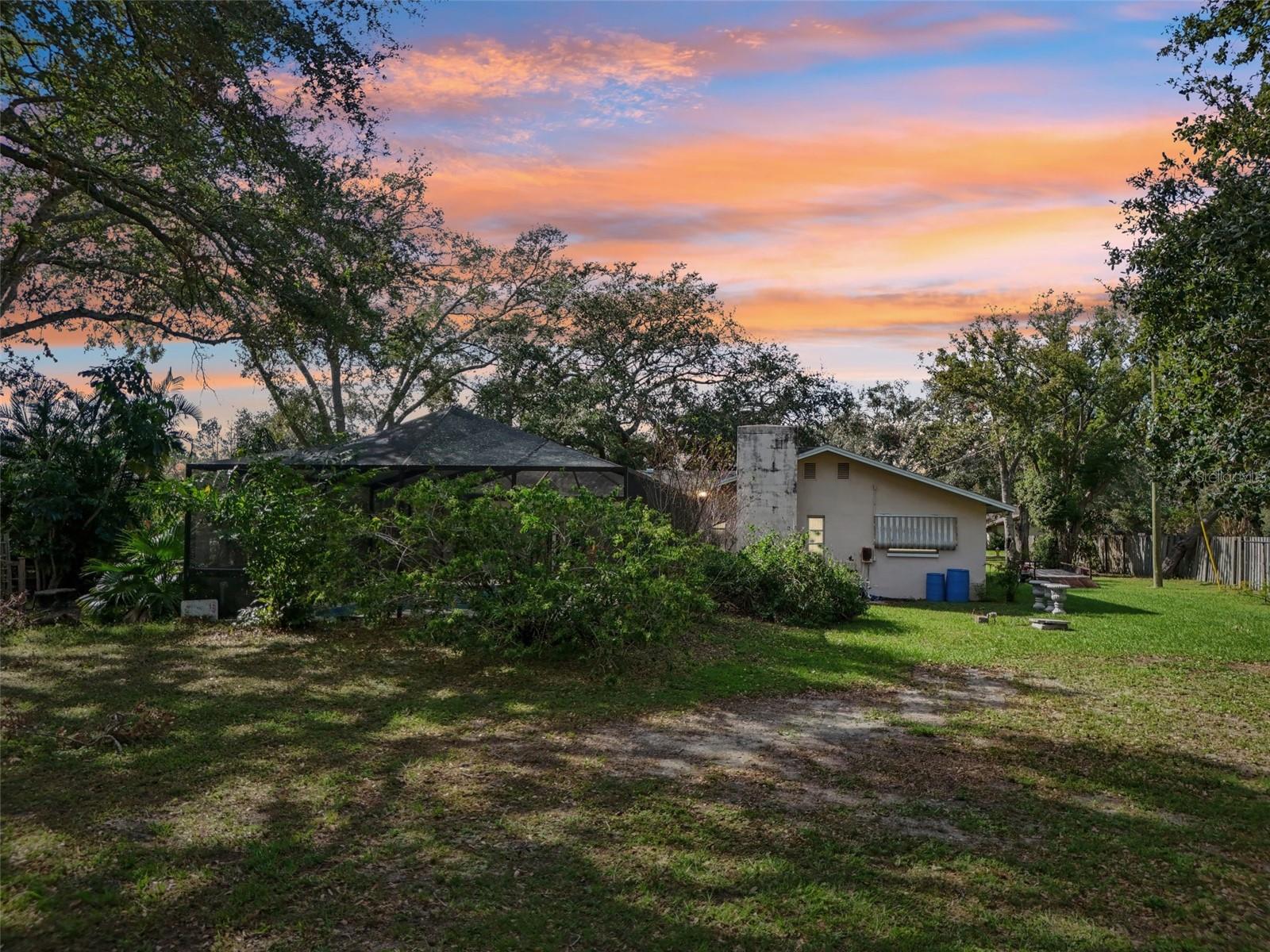 222 RIVIERE RD, PALM HARBOR, FL, 34683