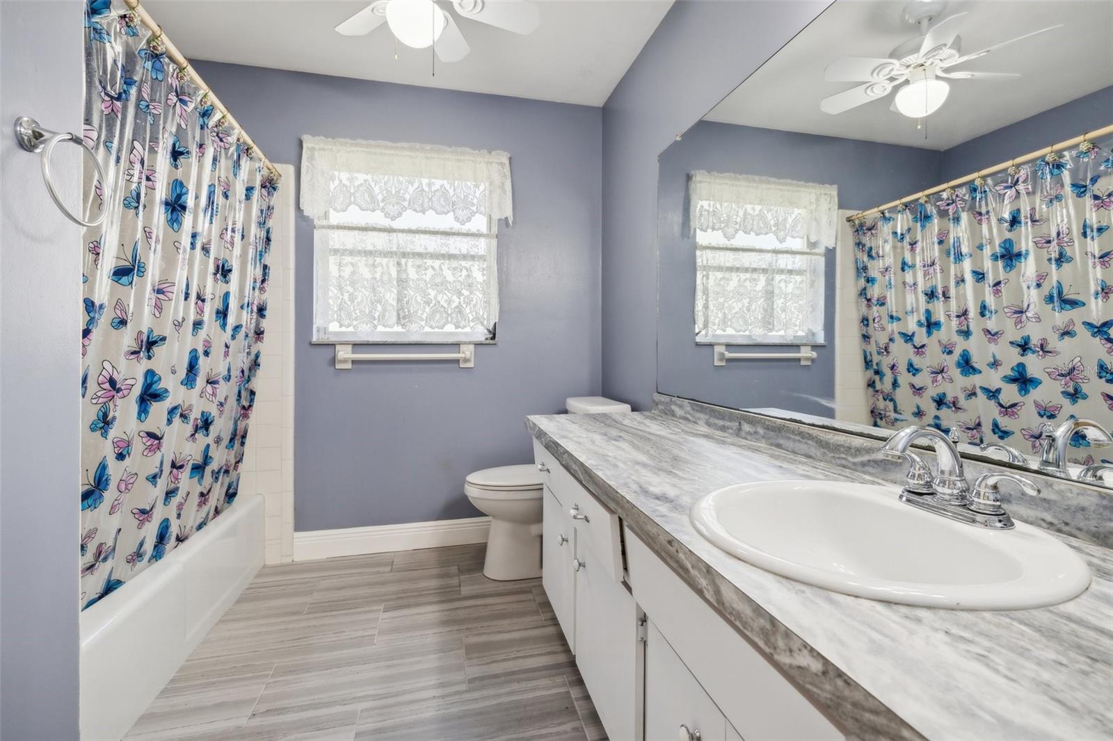 222 RIVIERE RD, PALM HARBOR, FL, 34683
