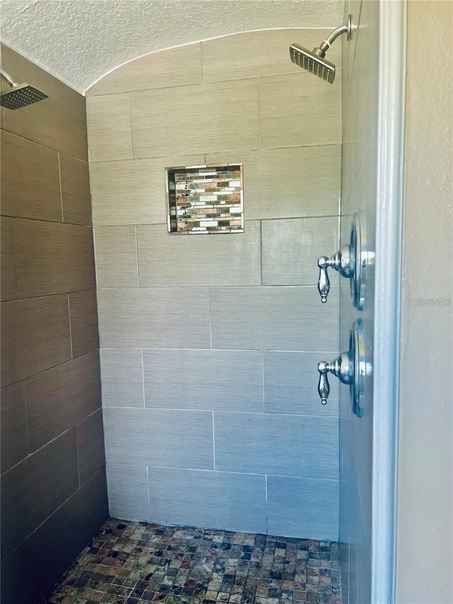 6672 HIDDEN BEACH CIR, ORLANDO, FL, 32819