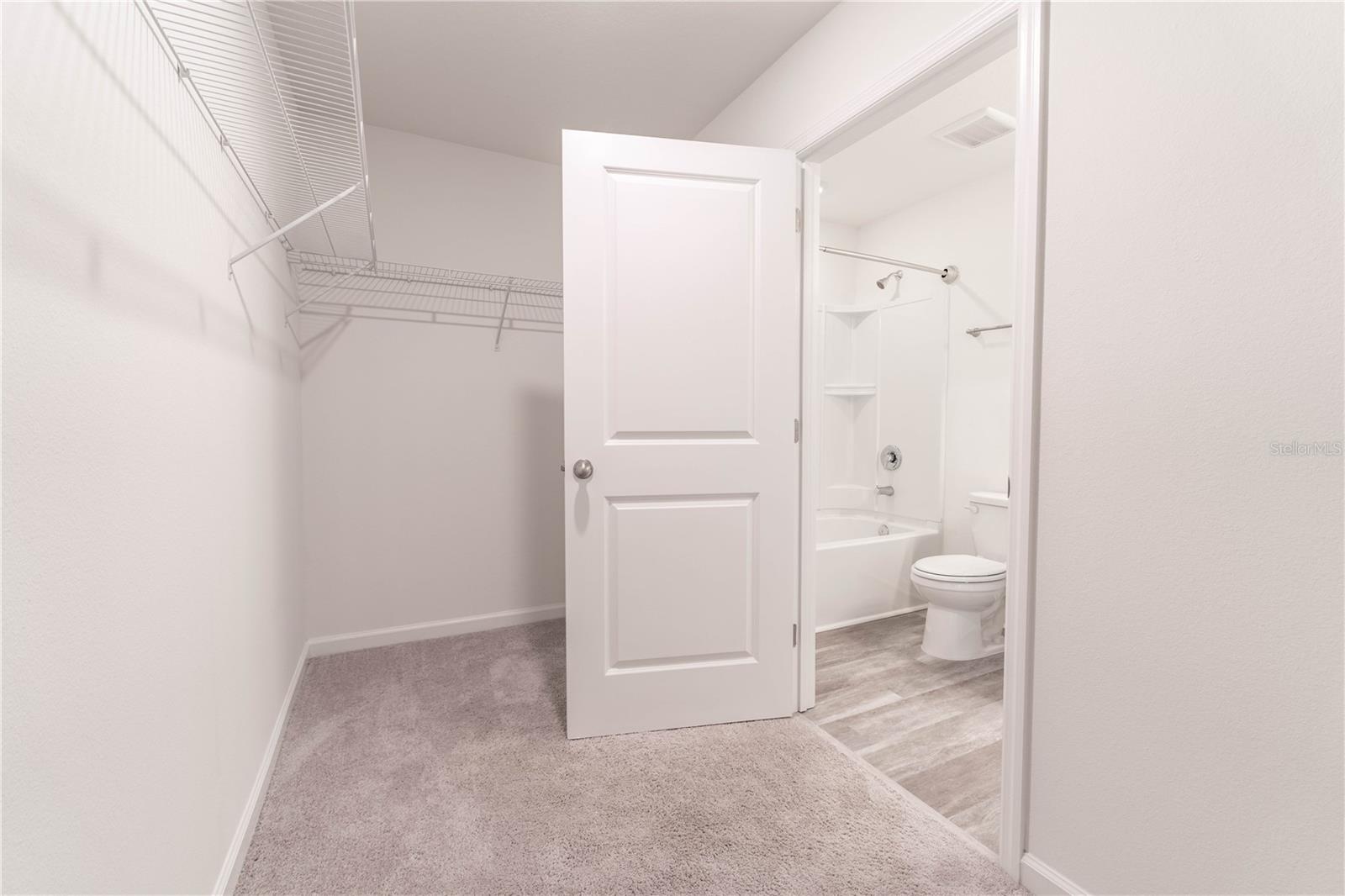 2076 CADES COVE WAY, DELAND, FL, 32720