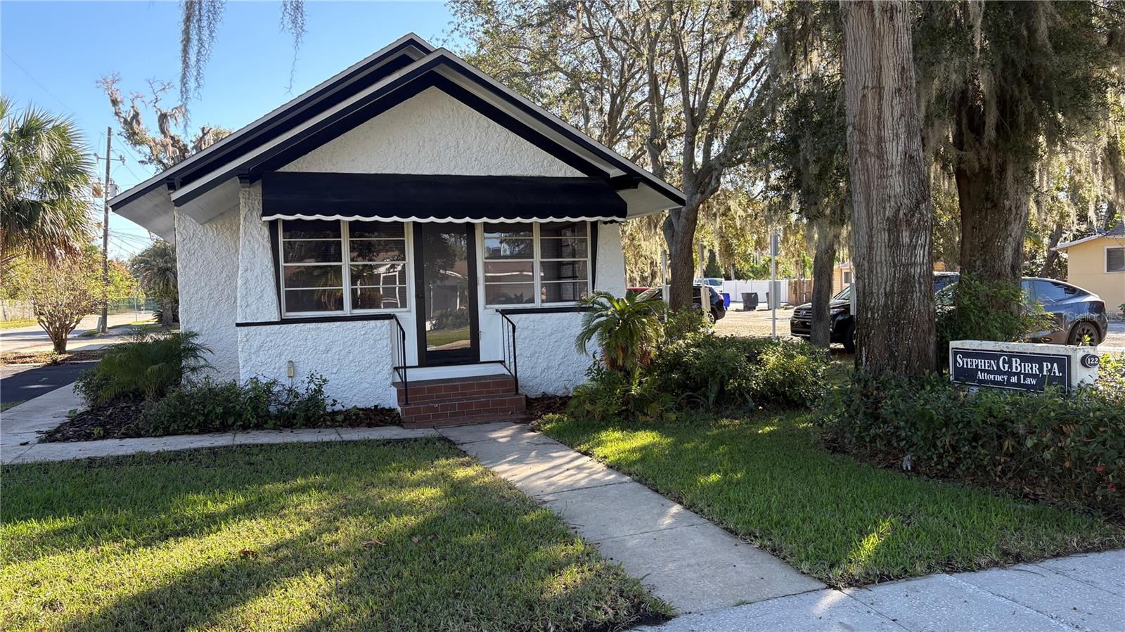 122 N ST. CLAIR ABRAMS AVE, TAVARES, FL, 32778