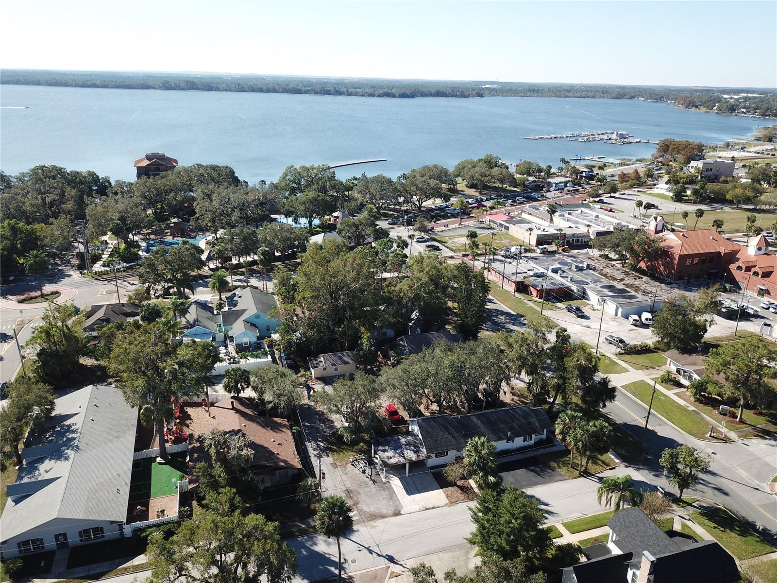 122 N ST. CLAIR ABRAMS AVE, TAVARES, FL, 32778