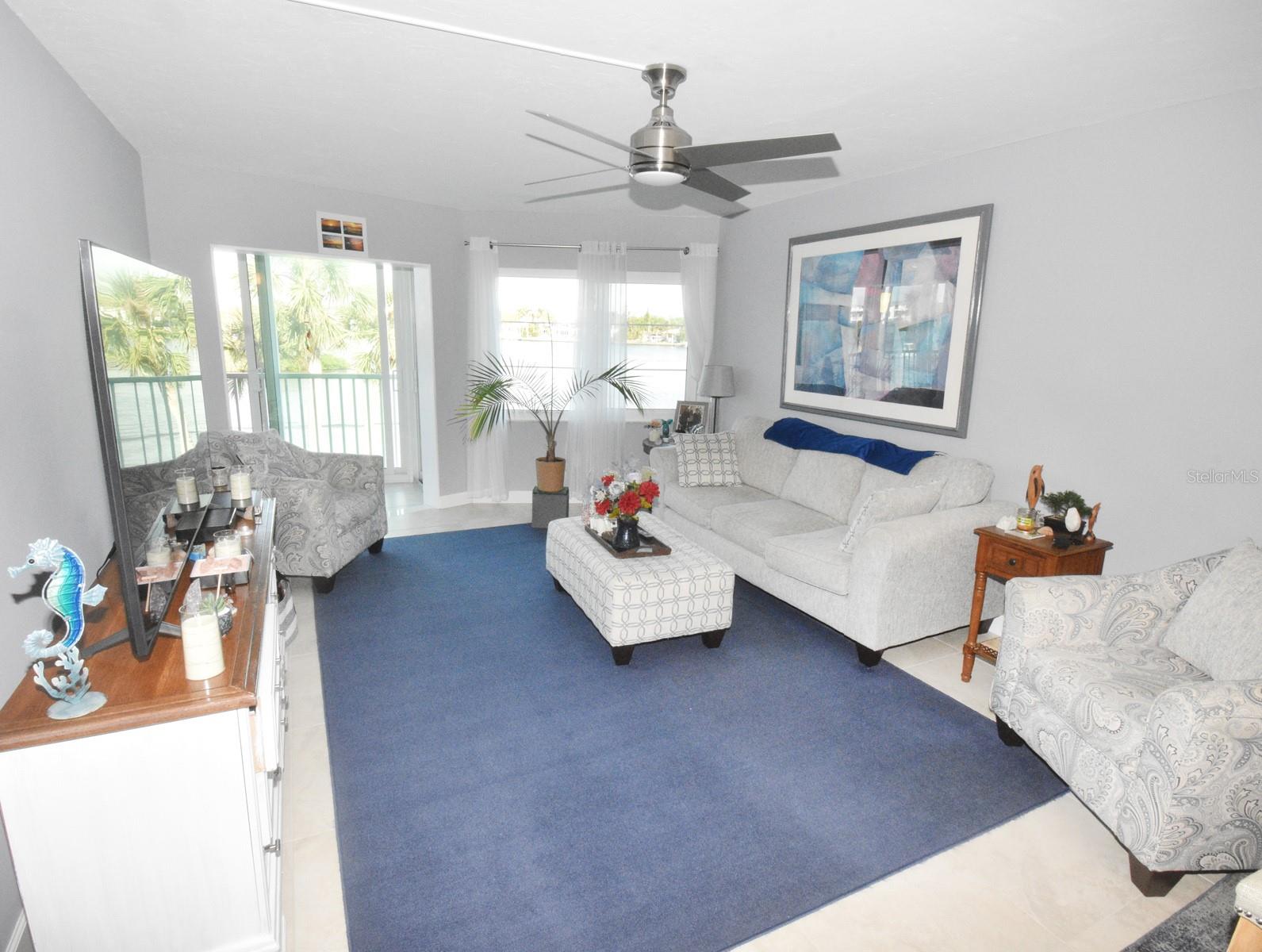 1350 N PORTOFINO DR #302TAR, SARASOTA, FL, 34242