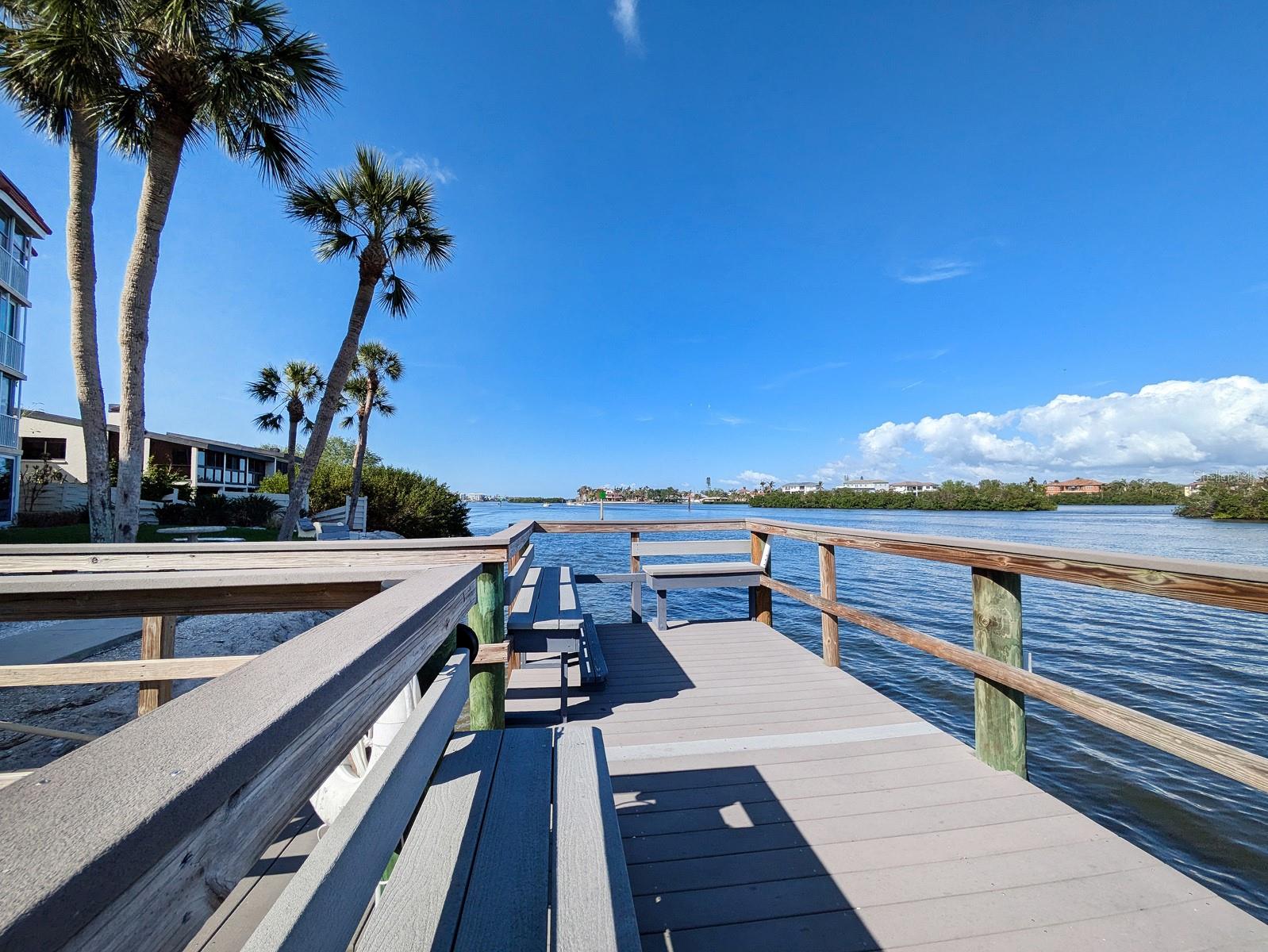 1350 N PORTOFINO DR #302TAR, SARASOTA, FL, 34242