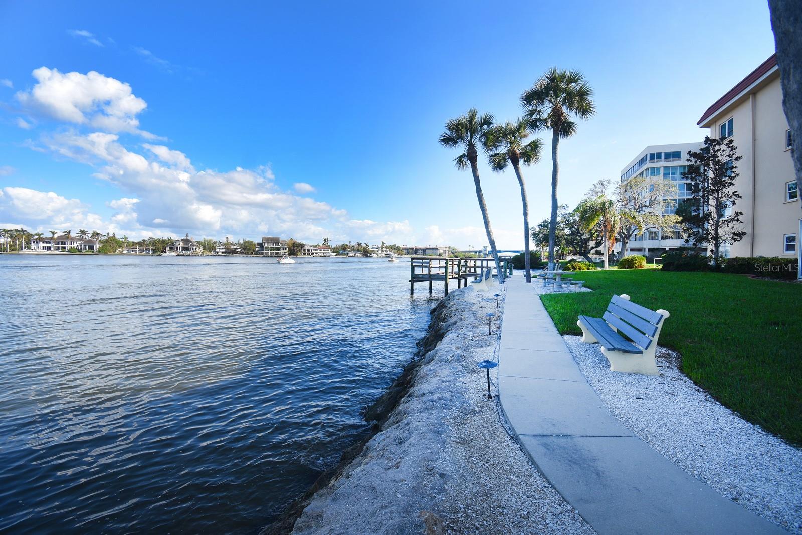 1350 N PORTOFINO DR #302TAR, SARASOTA, FL, 34242