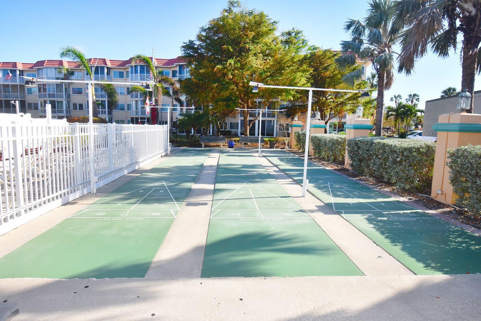 1350 N PORTOFINO DR #302TAR, SARASOTA, FL, 34242