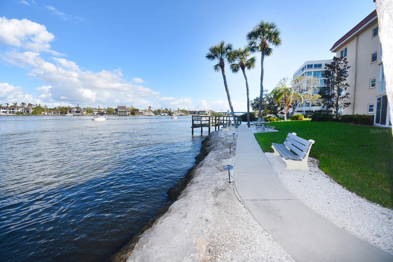 1350 N PORTOFINO DR #302TAR, SARASOTA, FL, 34242
