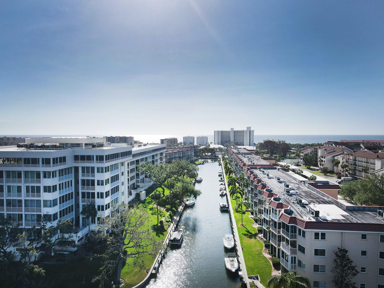 1350 N PORTOFINO DR #302TAR, SARASOTA, FL, 34242