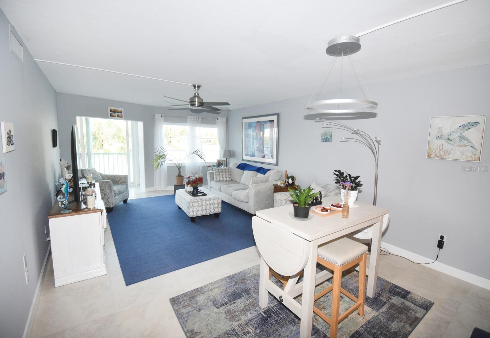 1350 N PORTOFINO DR #302TAR, SARASOTA, FL, 34242