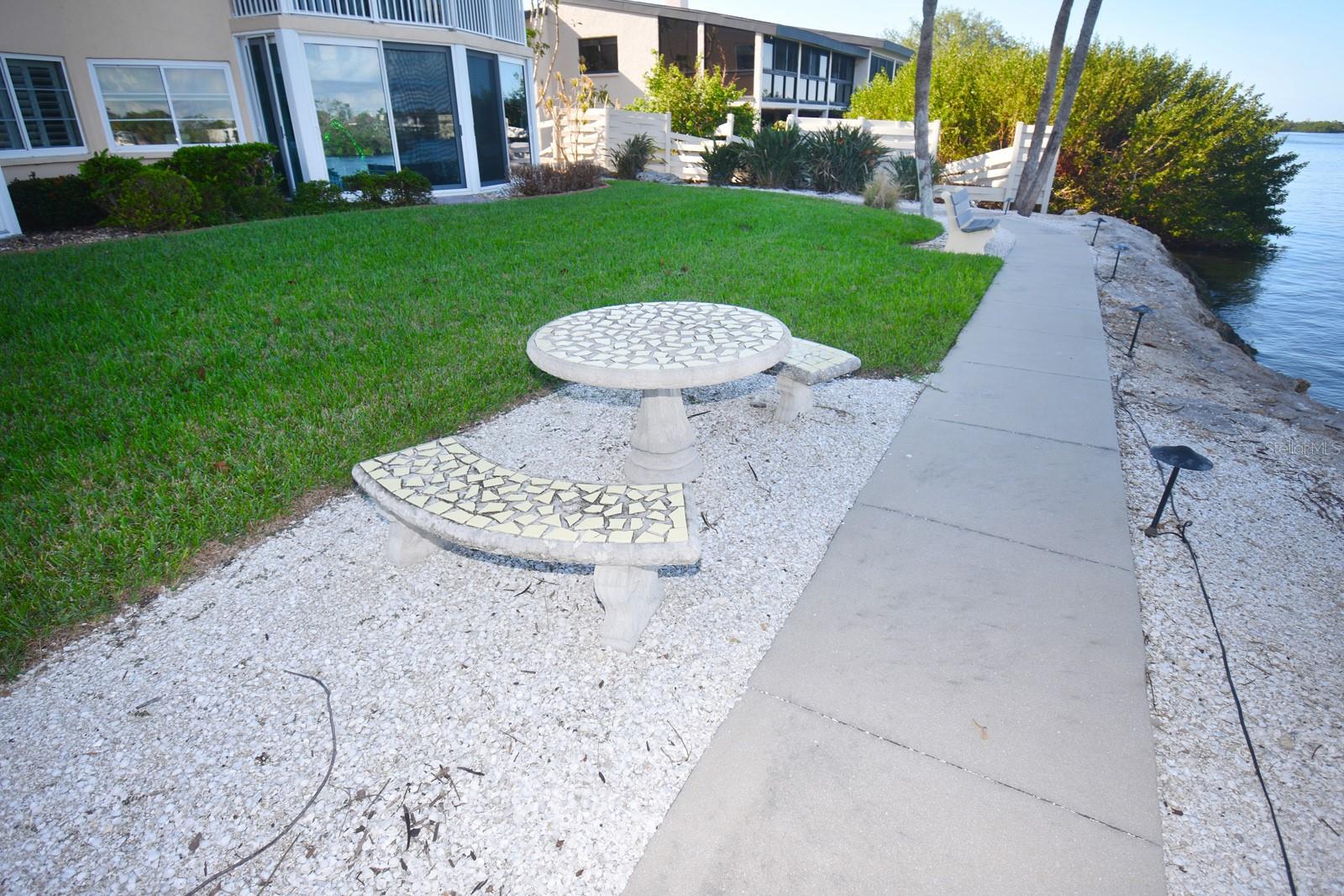 1350 N PORTOFINO DR #302TAR, SARASOTA, FL, 34242