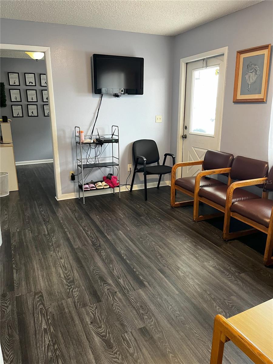 6118 -6122 FORT KING RD, ZEPHYRHILLS, FL, 33542