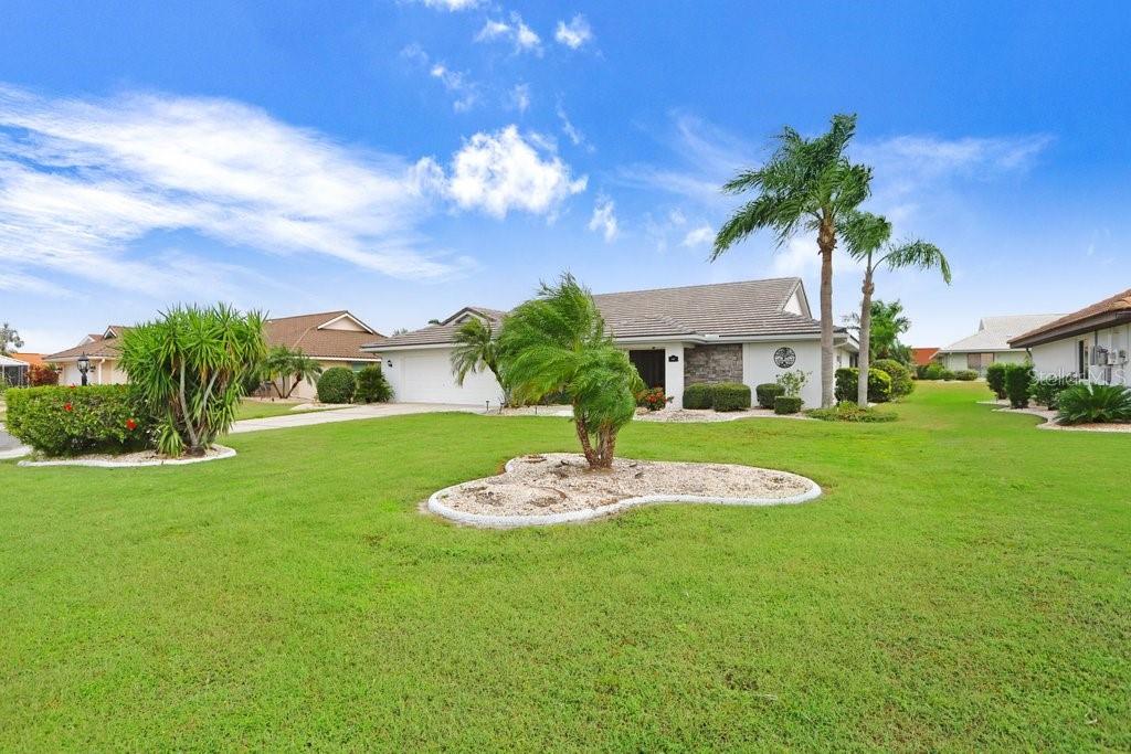 704 MEDINA WAY, SUN CITY CENTER, FL, 33573