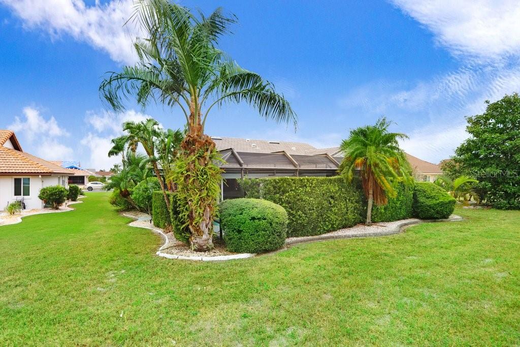 704 MEDINA WAY, SUN CITY CENTER, FL, 33573