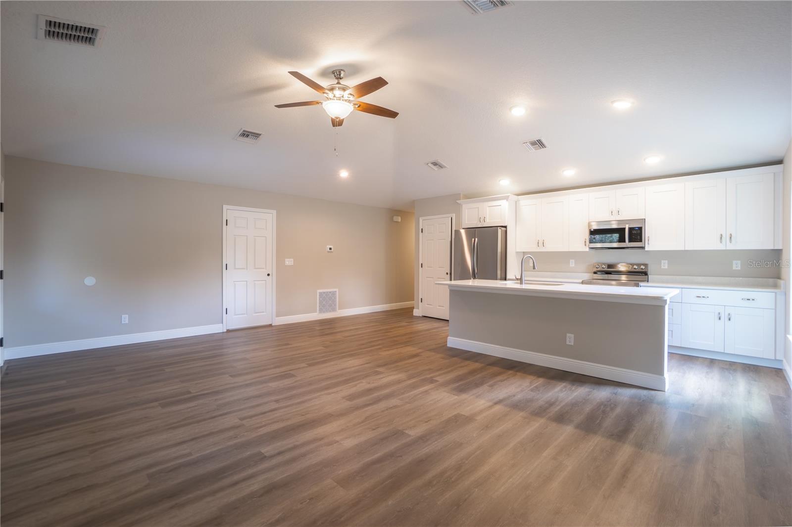 504 4TH AVE, WILDWOOD, FL, 34785