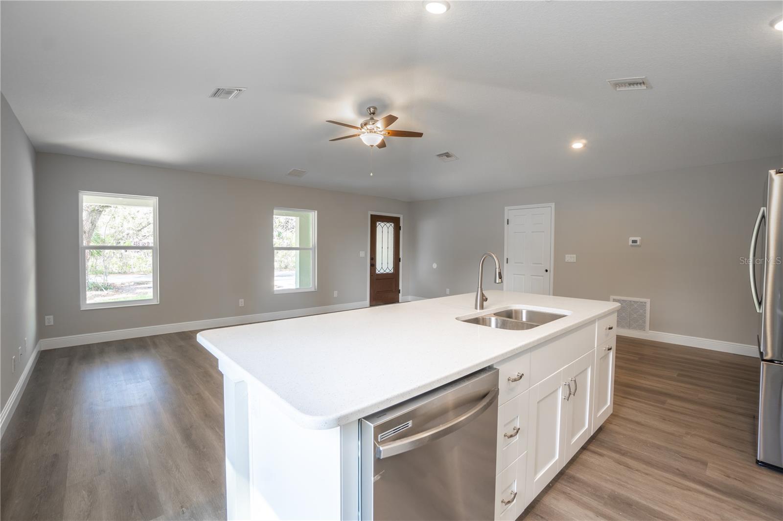 504 4TH AVE, WILDWOOD, FL, 34785