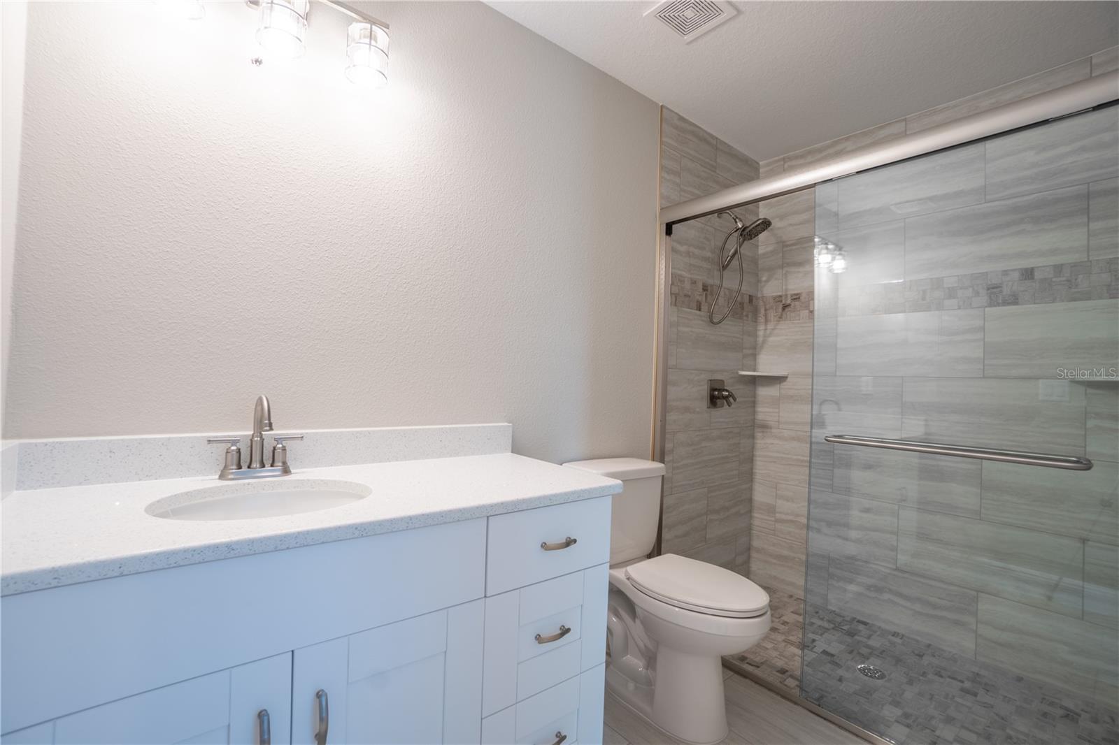 504 4TH AVE, WILDWOOD, FL, 34785