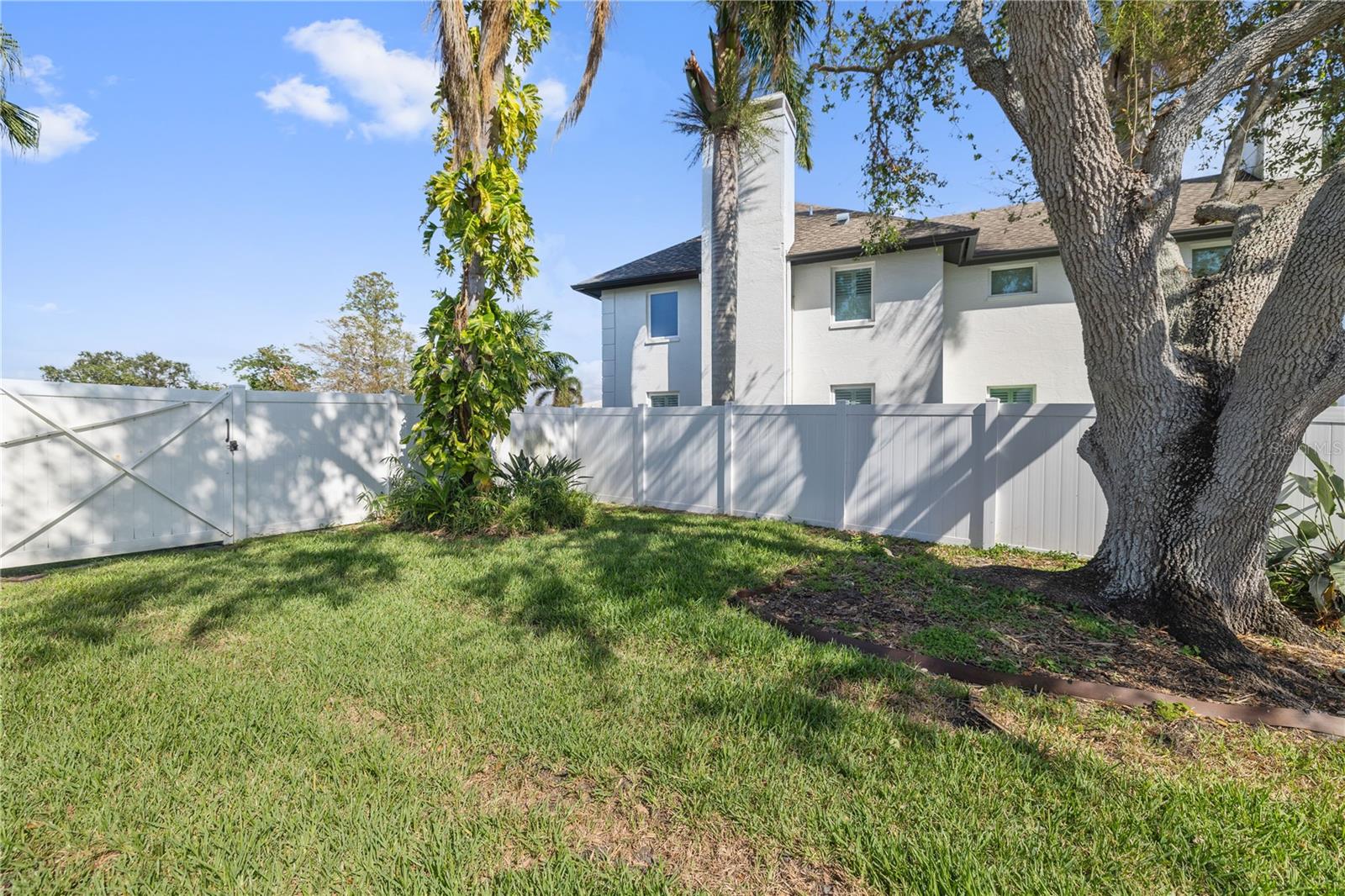 1940 72ND AVE NE, ST PETERSBURG, FL, 33702