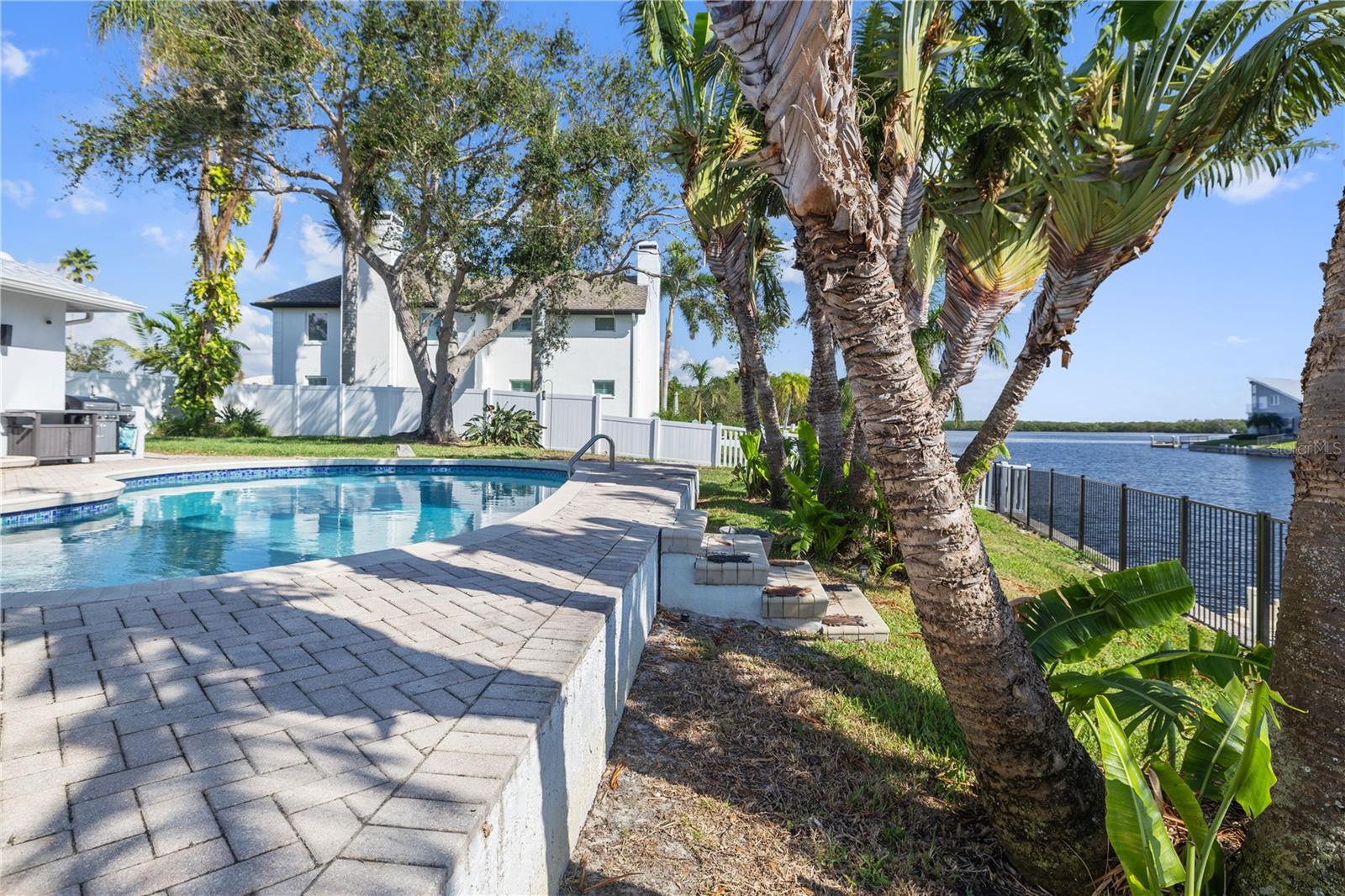 1940 72ND AVE NE, ST PETERSBURG, FL, 33702