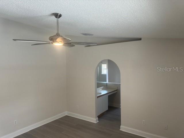 4611 HORSESHOE PICK LN, VALRICO, FL, 33594