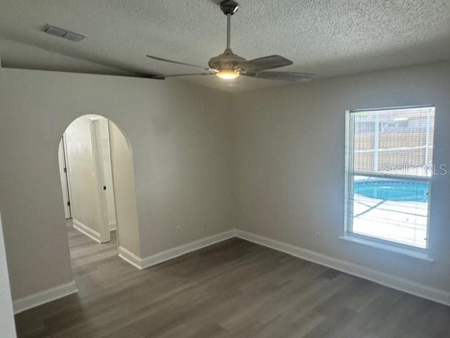 4611 HORSESHOE PICK LN, VALRICO, FL, 33594