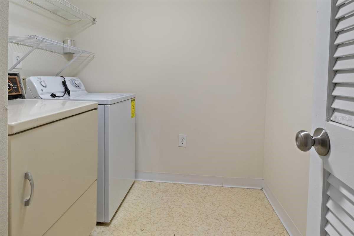 1127 PINE RIDGE CIR W #A2, TARPON SPRINGS, FL, 34688