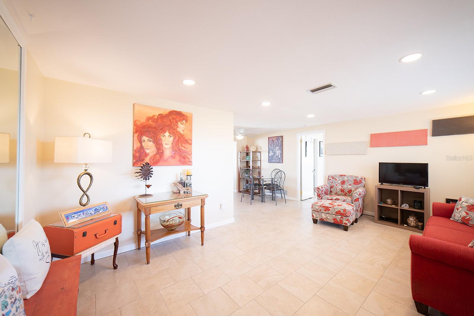 42 CAROLL CIR, ENGLEWOOD, FL, 34223