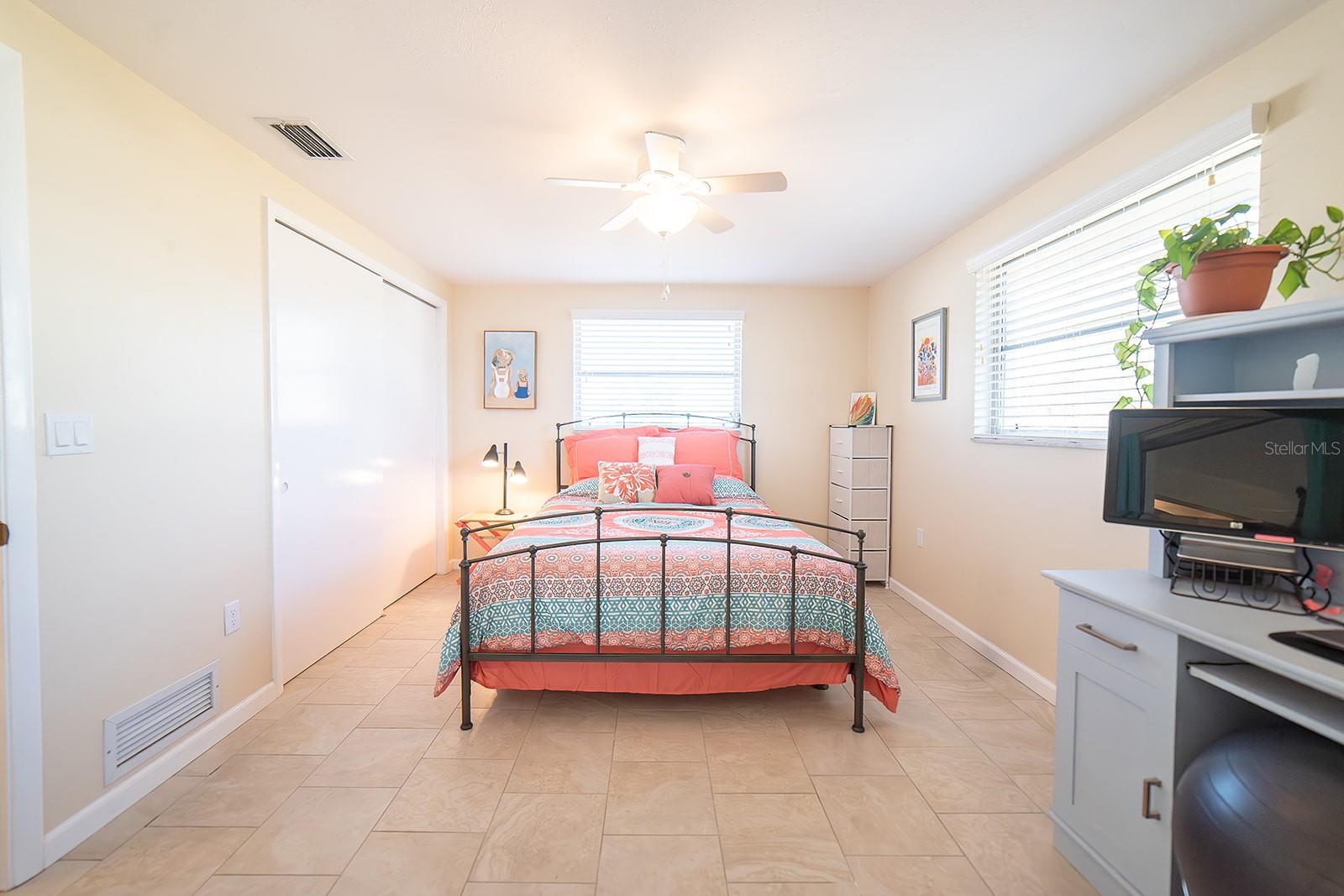 42 CAROLL CIR, ENGLEWOOD, FL, 34223