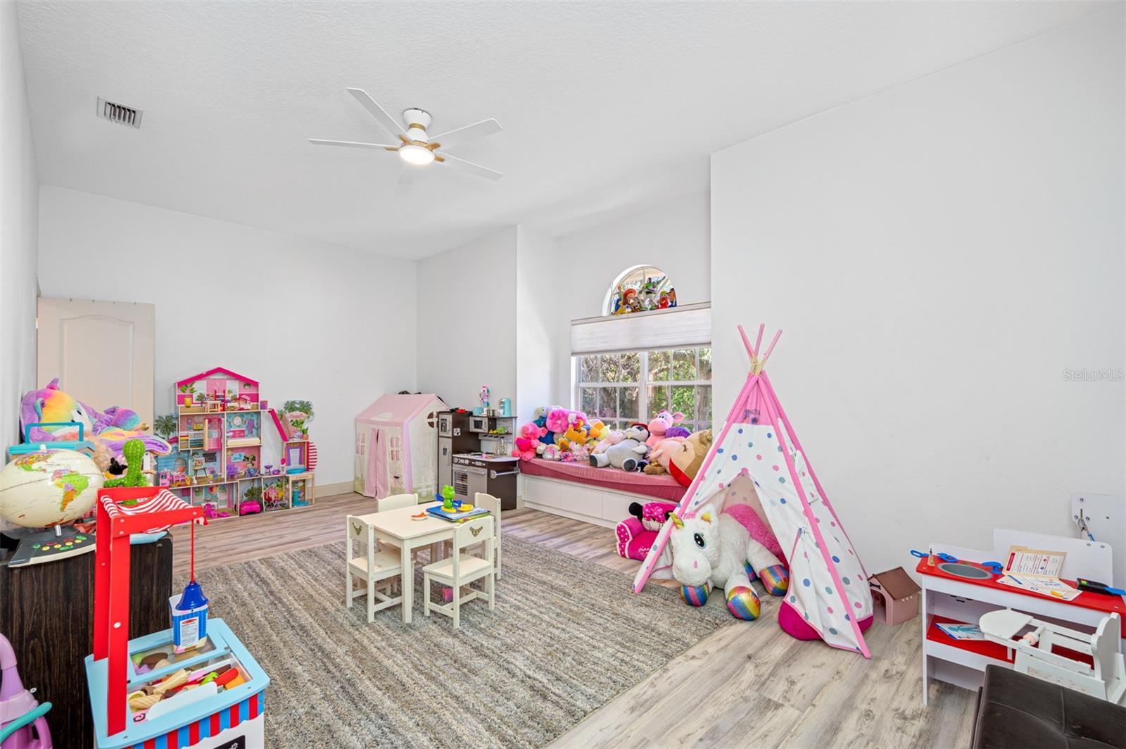 3073 WOODSONG LN, CLEARWATER, FL, 33761