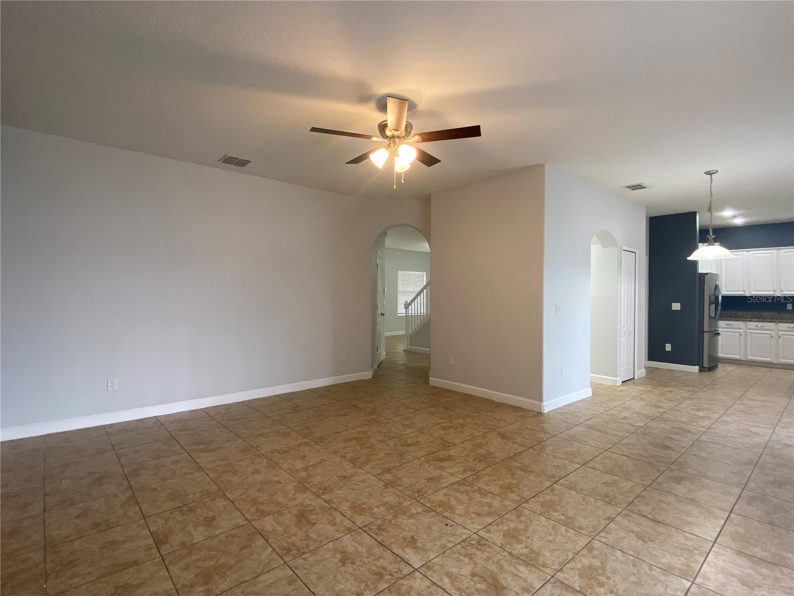 1913 THETFORD CIR, ORLANDO, FL, 32824