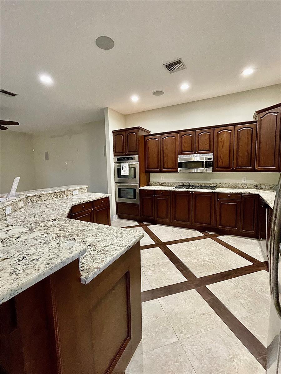 496 PALM AVE, PALM HARBOR, FL, 34683