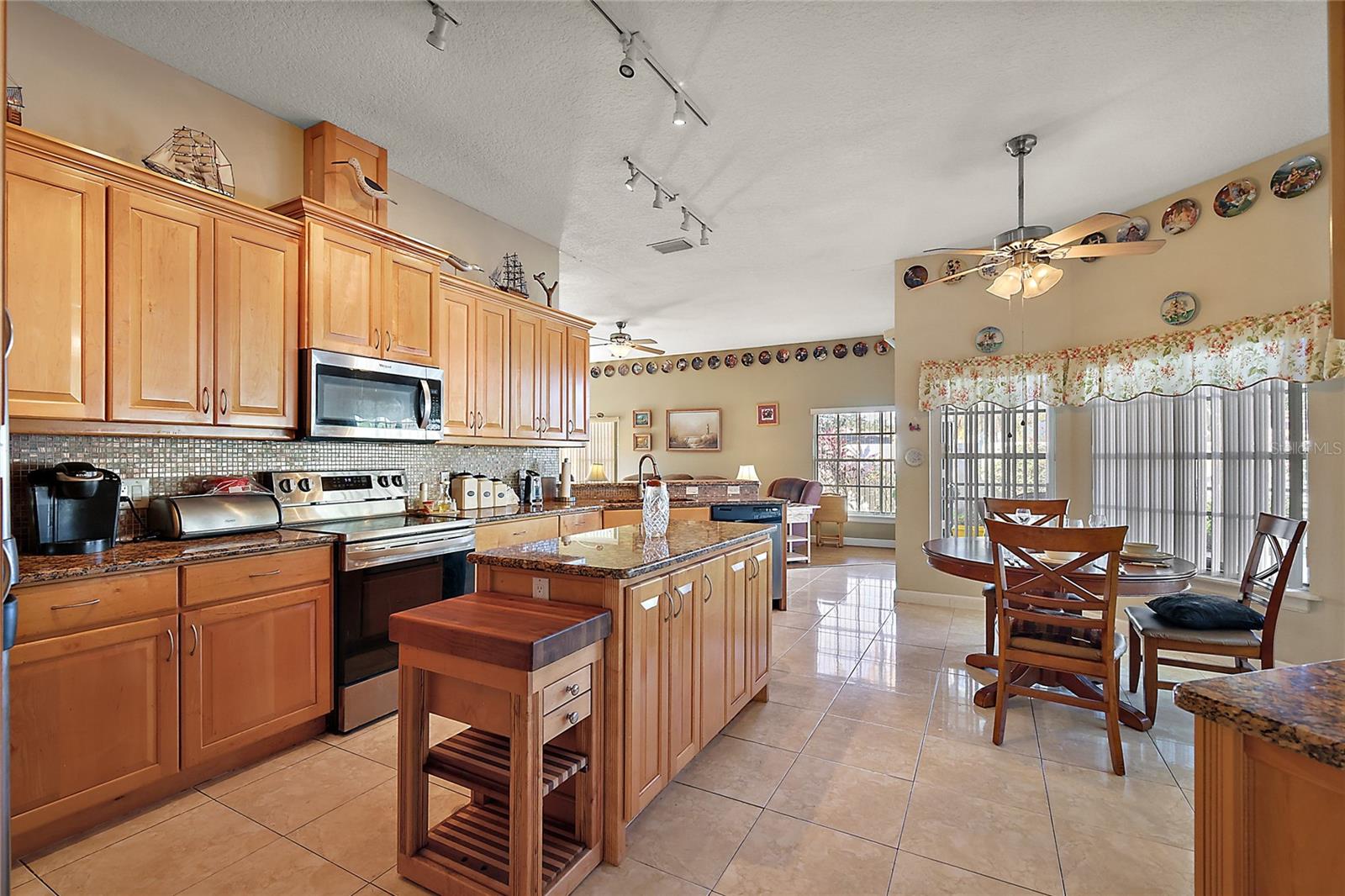 34239 WOODRIDGE LN, EUSTIS, FL, 32736