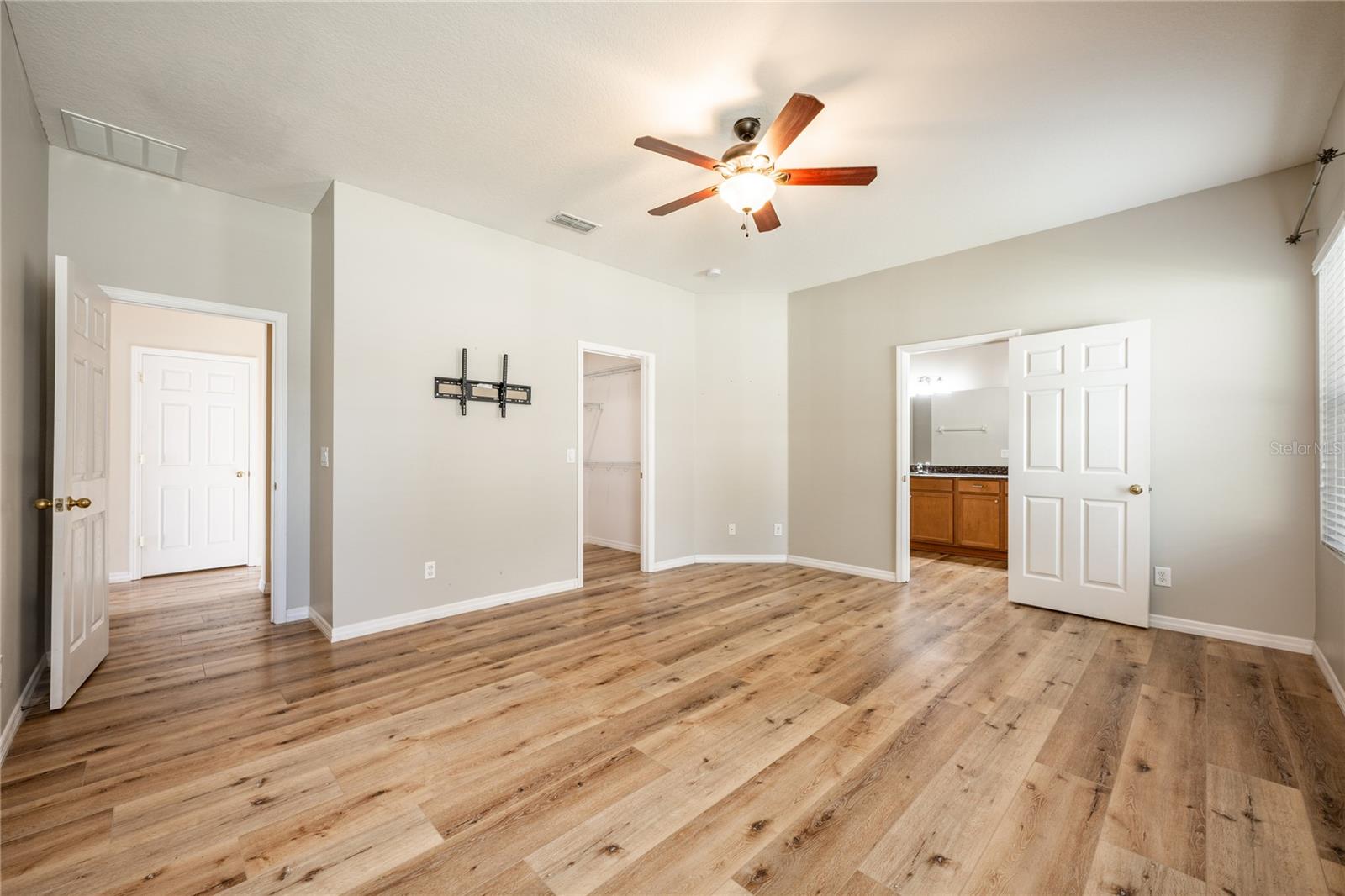 1601 BLUE GRASS BLVD, DELAND, FL, 32724