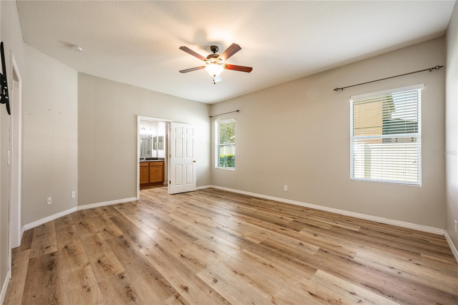 1601 BLUE GRASS BLVD, DELAND, FL, 32724