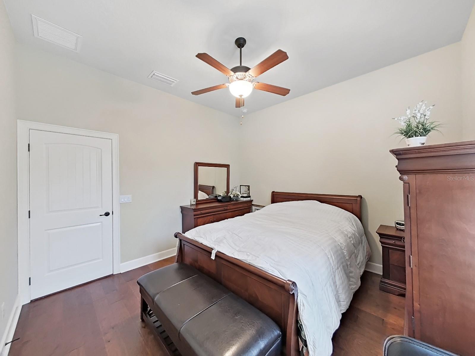 10 RESERVE BLVD, CLEARWATER, FL, 33764