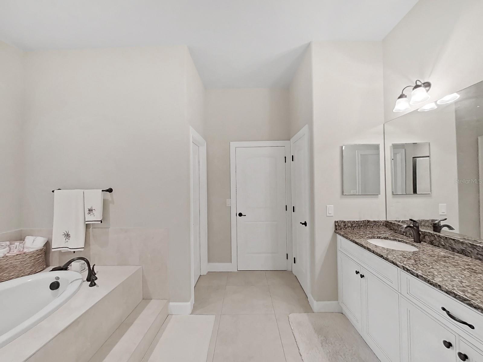 10 RESERVE BLVD, CLEARWATER, FL, 33764