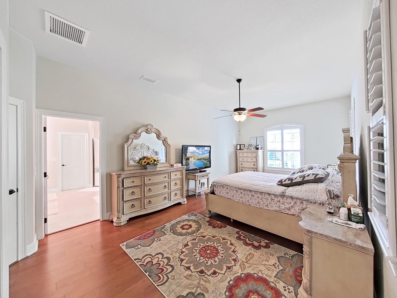 10 RESERVE BLVD, CLEARWATER, FL, 33764