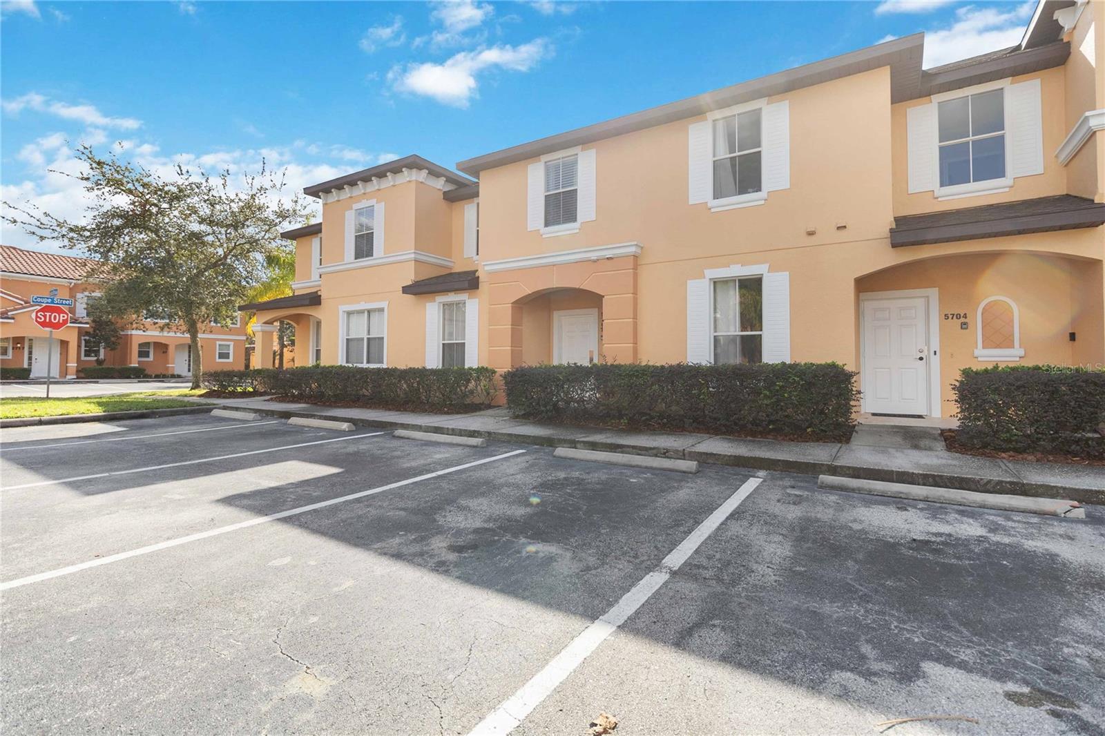 5702 DELOREAN DR, KISSIMMEE, FL, 34746