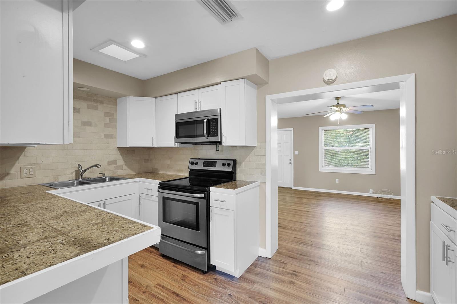6429 BURGUNDY RD S, JACKSONVILLE, FL, 32210