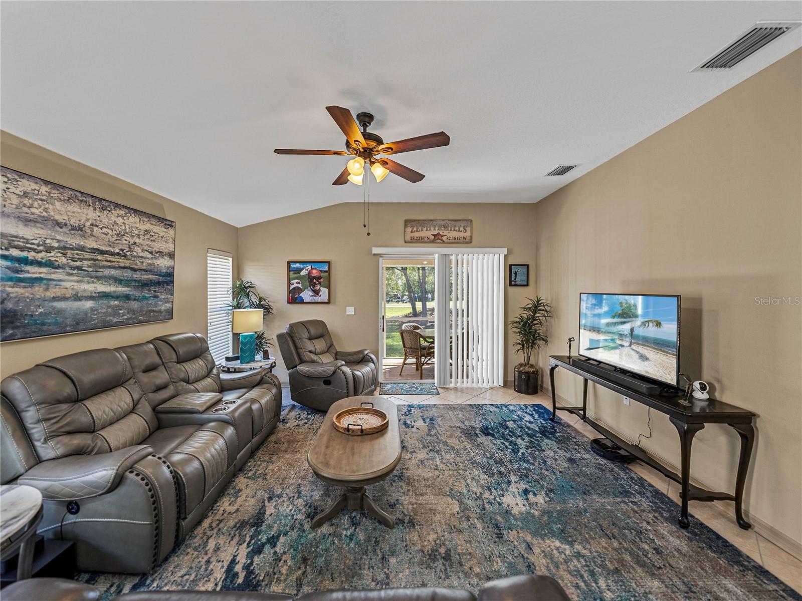 5726 AUTUMN SHIRE DR, ZEPHYRHILLS, FL, 33541