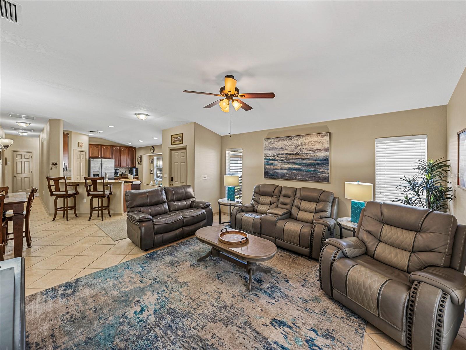5726 AUTUMN SHIRE DR, ZEPHYRHILLS, FL, 33541