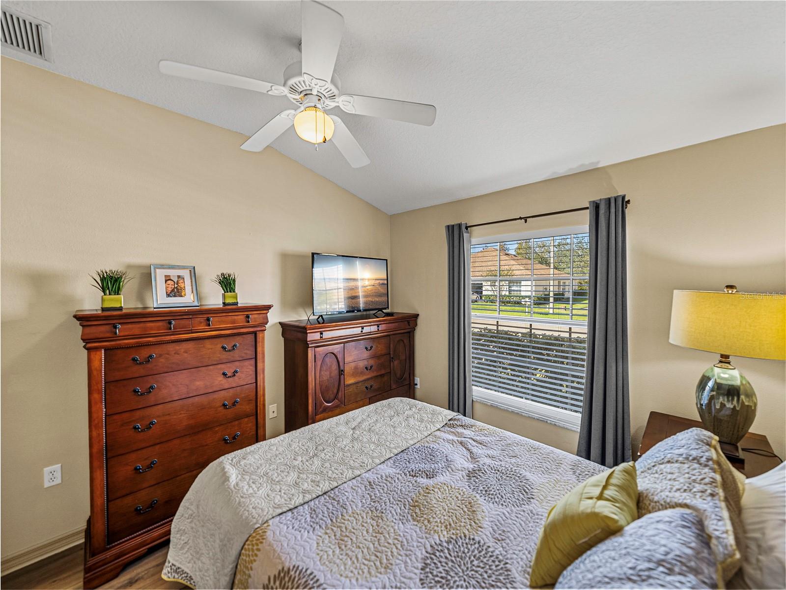 5726 AUTUMN SHIRE DR, ZEPHYRHILLS, FL, 33541