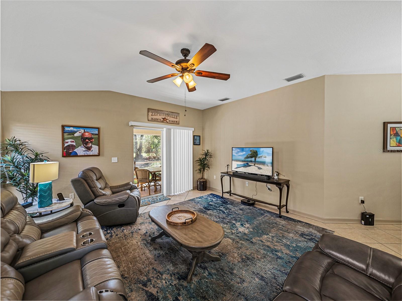 5726 AUTUMN SHIRE DR, ZEPHYRHILLS, FL, 33541