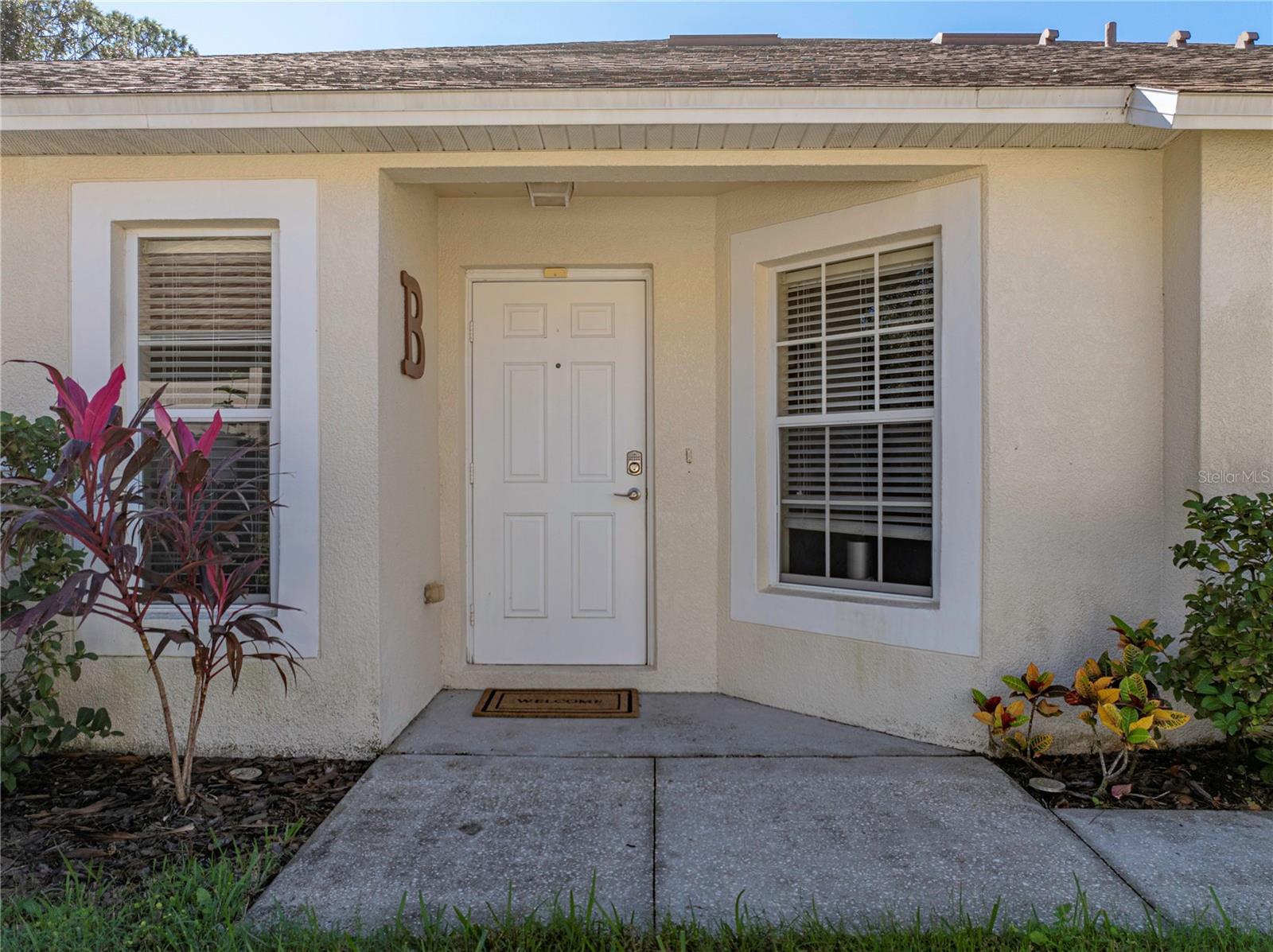 5726 AUTUMN SHIRE DR, ZEPHYRHILLS, FL, 33541